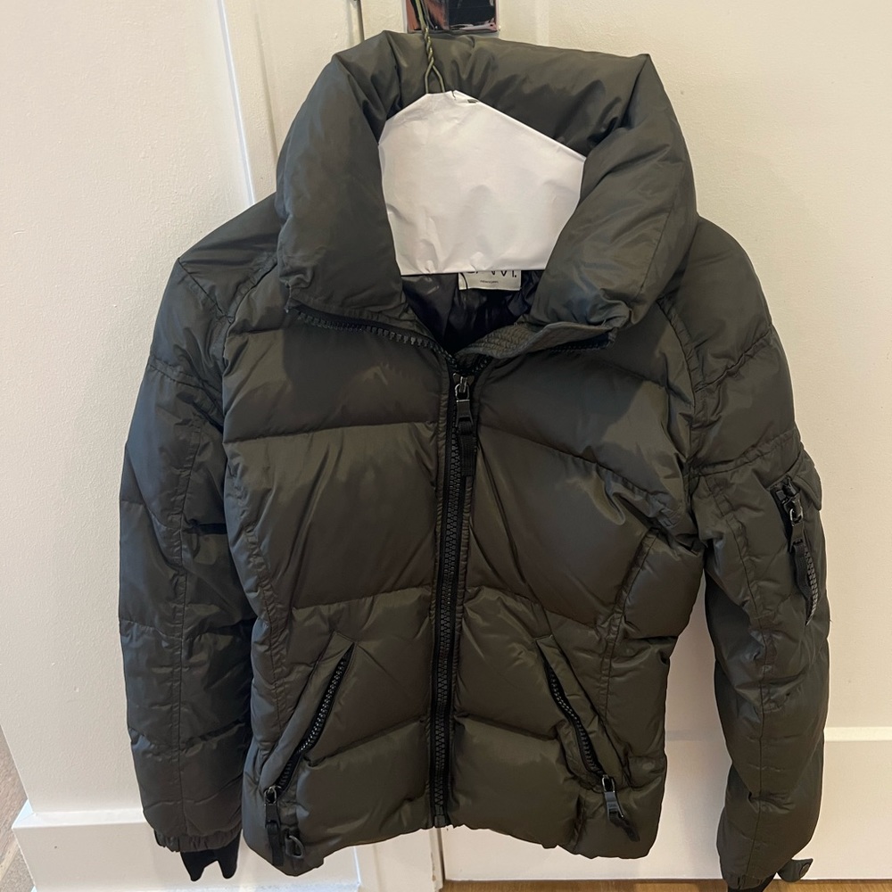 SAM. coat in olive green XS
